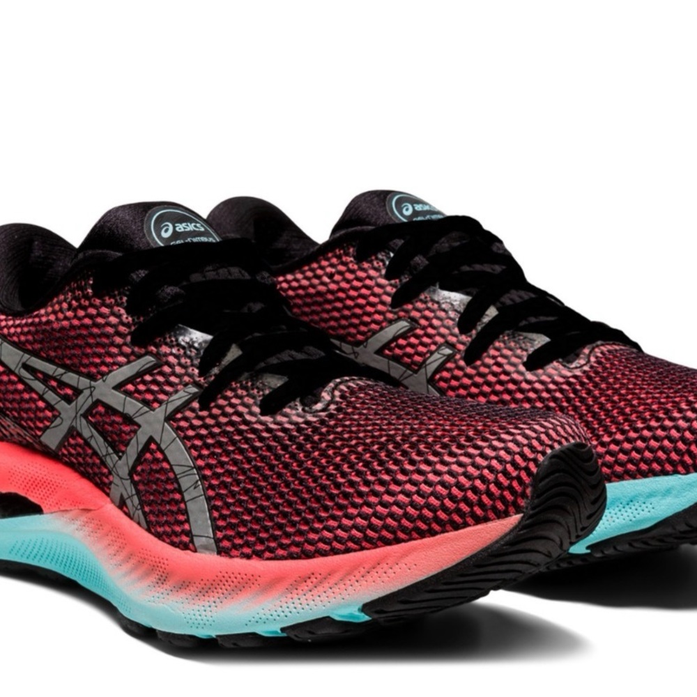 Asics Gel Nimbus 23 Lite-Show